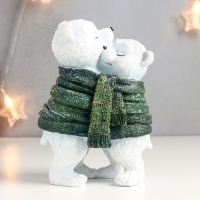 Сувенир полистоун "Белые мишки обмотанные вязанным шарфом" 16х8х11,5 см Сувенир полистоун "Белые мишки обмотанные вязанным шарфом" 16х8х11,5 см