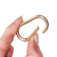 Овал-карабин, 42,5 × 24 мм / 34,5 × 16 мм, толщина - 4 мм, 5 шт, цвет золотой Овал-карабин, 42,5 × 24 мм / 34,5 × 16 мм, толщина - 4 мм, 5 шт, цвет золотой