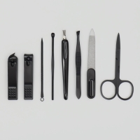 Набор маникюрный «Christian», 8 предметов, в футляре, цвет чёрный/серый Набор маникюрный «Christian», 8 предметов, в футляре, цвет чёрный/серый