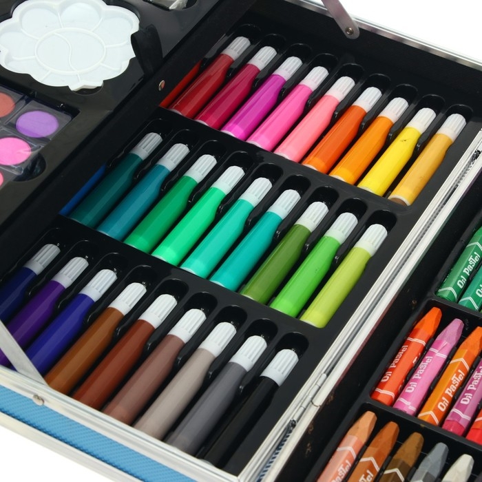 Набор для рисования складной, в чемоданчике голубой Набор для рисования складной, в чемоданчике голубой