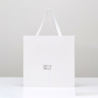 Пакет подарочный, крафт, с окном, &laquo;Белый&raquo;, 30 х 30 х 30 см