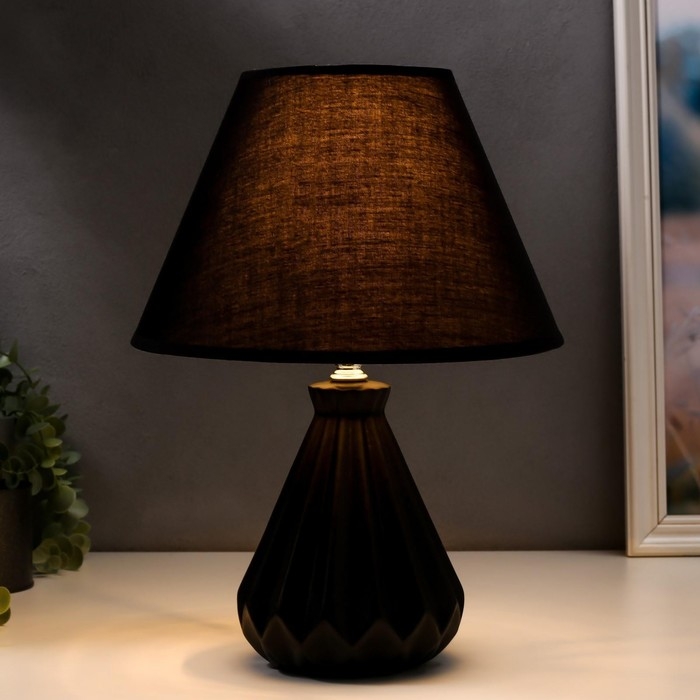 Лампа настольная 1860/1BK E14 40Вт черный 25х25х35 см RISALUX