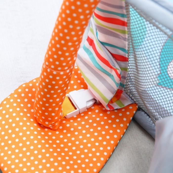 Развивающий коврик 3 в 1 &laquo;Енот&raquo;, 68х68 см, 30 цветных шариков, 5 игрушек, Крошка Я