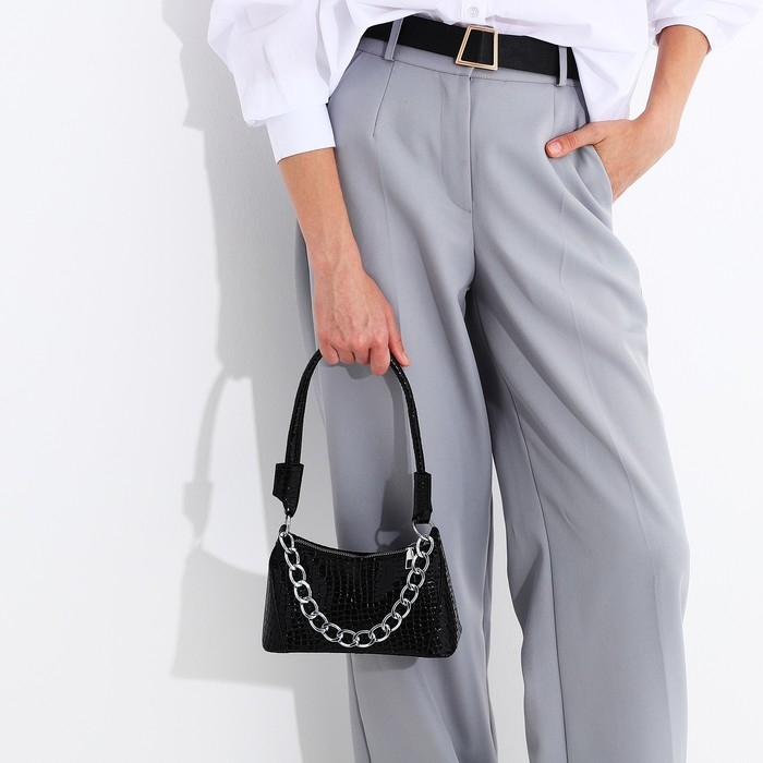 Сумка-багет на молнии, цвет чёрный