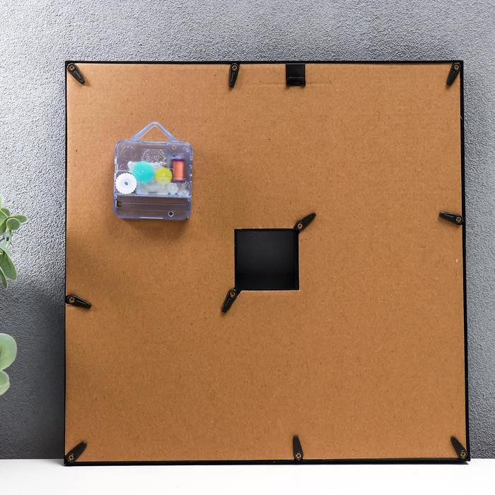 Фоторамка с часами Фоторамка с часами "Прелесть" 3 фото, черный