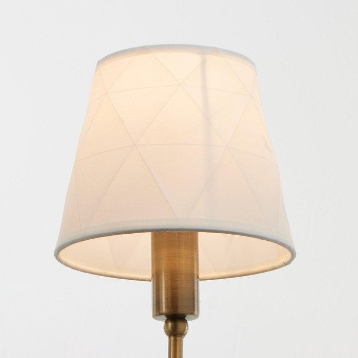 Абажур E14 белый 15х15х12,5 см Абажур E14 белый 15х15х12,5 см