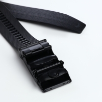 Ремень мужской, ширина 3,5 см, пряжка автомат, цвет чёрный Ремень мужской, ширина 3,5 см, пряжка автомат, цвет чёрный