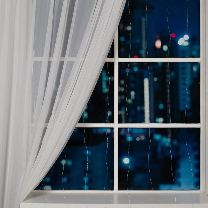 Гирлянда &laquo;Занавес&raquo; 2 &times; 2 м роса, IP20, серебристая нить, 300 LED, свечение тёплое белое, 12 В