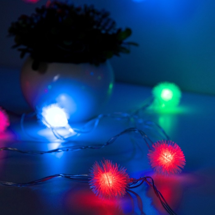 Гирлянда «Нить» 5 м с насадками «Ёжики», IP20, прозрачная нить, 20 LED, свечение мульти (RG/RB), мигание, 220 В Гирлянда «Нить» 5 м с насадками «Ёжики», IP20, прозрачная нить, 20 LED, свечение мульти (RG/RB), мигание, 220 В