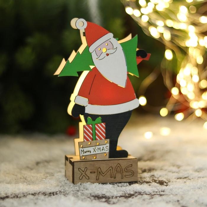 Фигурка новогодняя свет Фигурка новогодняя свет "Дед Мороз с ёлкой и подарками" 10х17 см