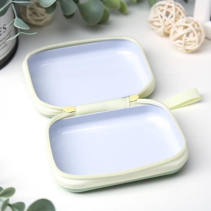 Шкатулка металл на молнии Шкатулка металл на молнии "Дети верхом на жирафе" 9х6,5х3,3 см