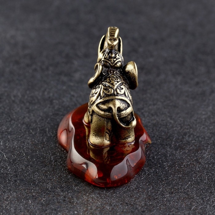 Сувенир "Слон Тайский", латунь, янтарь