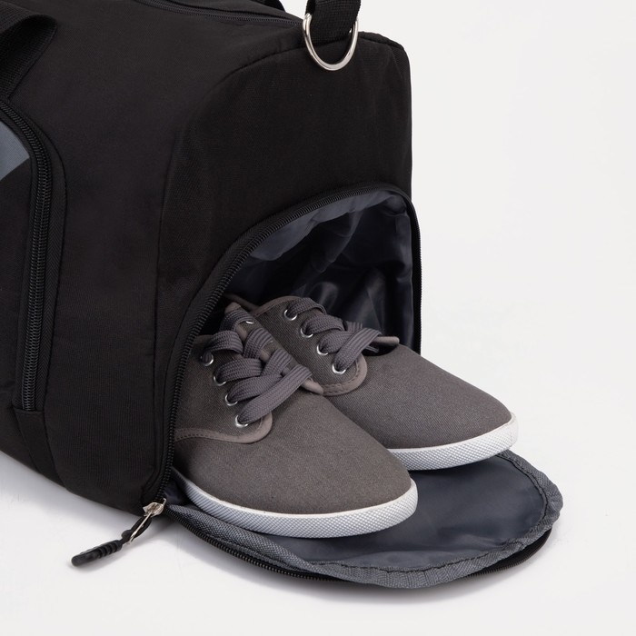 Сумка спортивная на молнии, отдел для обуви, наружный карман, средний размер, цвет чёрный Сумка спортивная на молнии, отдел для обуви, наружный карман, средний размер, цвет чёрный