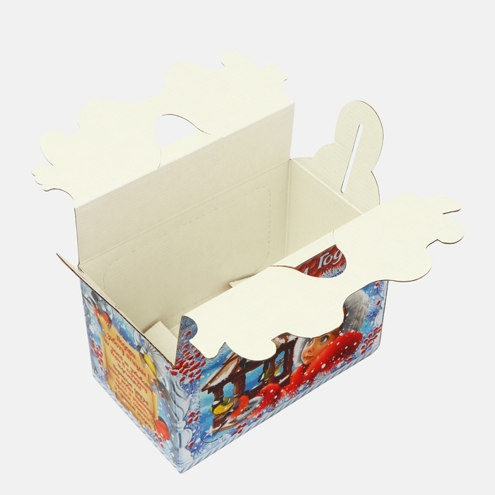 Новый год. Подарочная коробка новогодняя Кормушка Новый год. Подарочная коробка новогодняя Кормушка "Покормите птиц зимой" в синем окошко с двух сторон, 20 x 12 x 19 см.