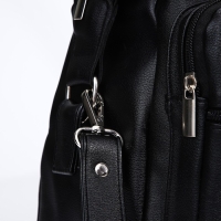 Сумка-саквояж Vita на молнии, цвет чёрный Сумка-саквояж Vita на молнии, цвет чёрный