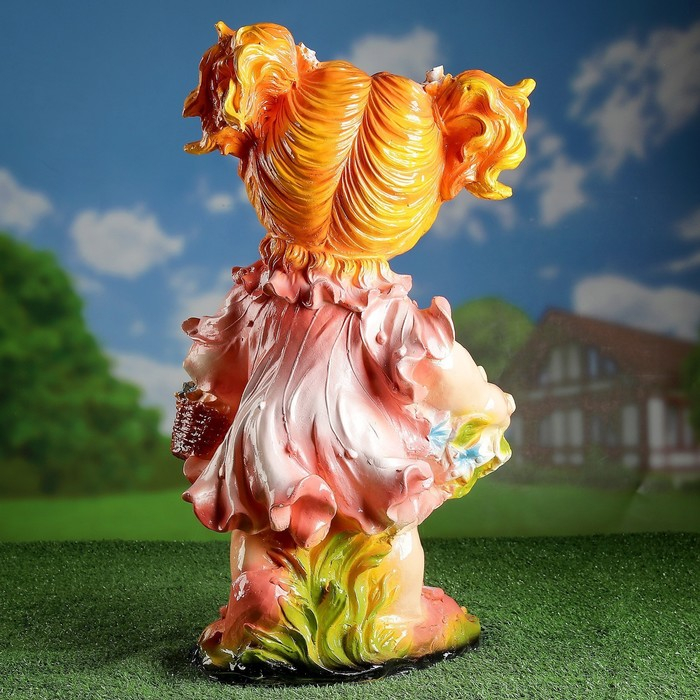 Садовая фигура Садовая фигура "Гном девочка с цветами" большая 30х29х58см МИКС