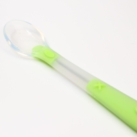 Ложка детская для кормления силиконовая, от 5 мес., цвет зеленый Ложка детская для кормления силиконовая, от 5 мес., цвет зеленый