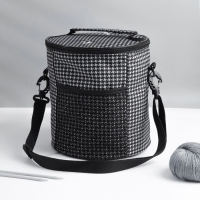 Сумка-футляр &laquo;Гусиная лапка&raquo;, 2 люверса, d = 21 &times; 23 см, цвет чёрный/белый