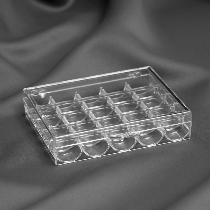 Органайзер для ниток, на 25 шпулек, 12,3 × 10 × 2,5 см, цвет прозрачный Органайзер для ниток, на 25 шпулек, 12,3 × 10 × 2,5 см, цвет прозрачный