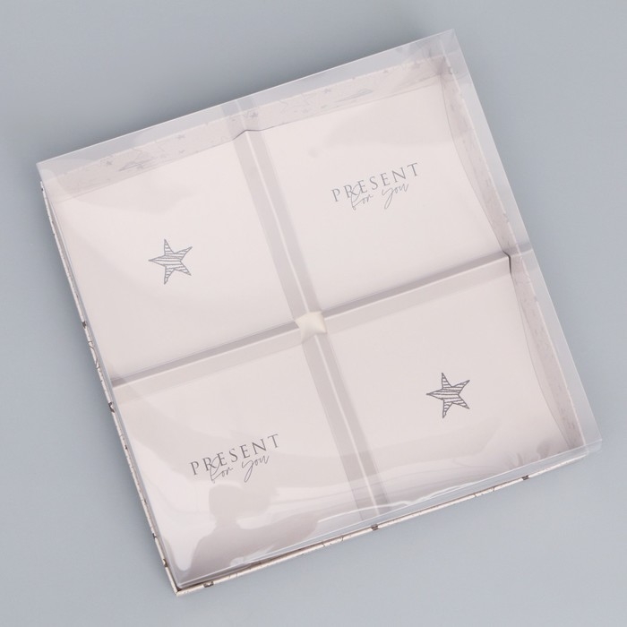 Коробка кондитерская для муссовых пирожных «Present for you», 17.8 х 17.8 х 6.5 см Коробка кондитерская для муссовых пирожных «Present for you», 17.8 х 17.8 х 6.5 см