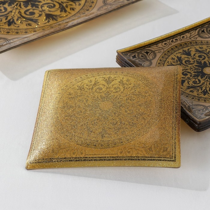 Набор столовый &laquo;Арабеска&raquo;, 7 предметов: 30&times;30 см - 1 шт, 18&times;18 см - 6 шт, цвет жёлтый