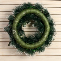 Венок новогодний d- 34 см "Уютная сказка" хлопок ягоды листья в снегу