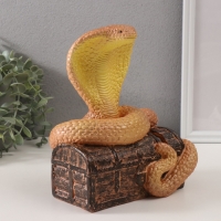 Копилка"КОБРА НА СУНДУКЕ " 20 х 17 х 12 см. Копилка"КОБРА НА СУНДУКЕ " 20 х 17 х 12 см.