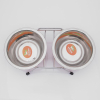 Набор из 2 цветных мисок на подставке, 2 х 350 мл Набор из 2 цветных мисок на подставке, 2 х 350 мл