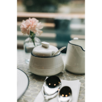 Сахарница фарфоровая с ложкой Magistro «Морской бриз», 250 мл, цвет белый Сахарница фарфоровая с ложкой Magistro «Морской бриз», 250 мл, цвет белый