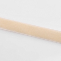 Лента бархатная, 10 мм, 18 &plusmn; 1 м, цвет молочный №04