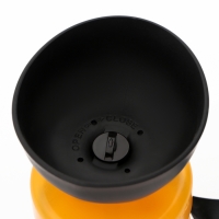 Поилка прогулочная с силиконовой чашей, 520 мл, 15 х 7 х 7, жёлтая Поилка прогулочная с силиконовой чашей, 520 мл, 15 х 7 х 7, жёлтая