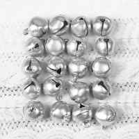 Бубенчики для рукоделия, набор 20 шт., размер 1 шт. — 1 см, цвет серебряный Бубенчики для рукоделия, набор 20 шт., размер 1 шт. — 1 см, цвет серебряный