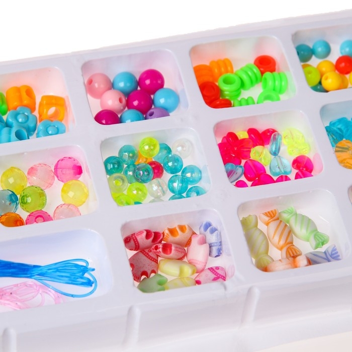 Набор для творчества «Студия украшений», Холодное сердце, 13 видов бусин Набор для творчества «Студия украшений», Холодное сердце, 13 видов бусин