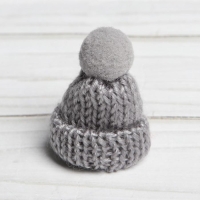 Шапка для игрушек вязаная с помпоном, набор 5 шт., цвет серый Шапка для игрушек вязаная с помпоном, набор 5 шт., цвет серый