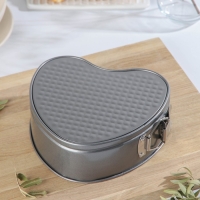 Форма для выпечки Доляна &laquo;Элин. Сердце&raquo;, 19,5&times;18&times;7 см, съёмное дно, антипригарное покрытие, цвет серый