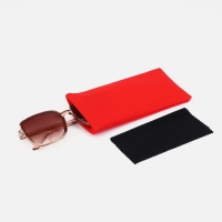 Чехол для очков на хлопушке, длина 17 см, цвет красный Чехол для очков на хлопушке, длина 17 см, цвет красный