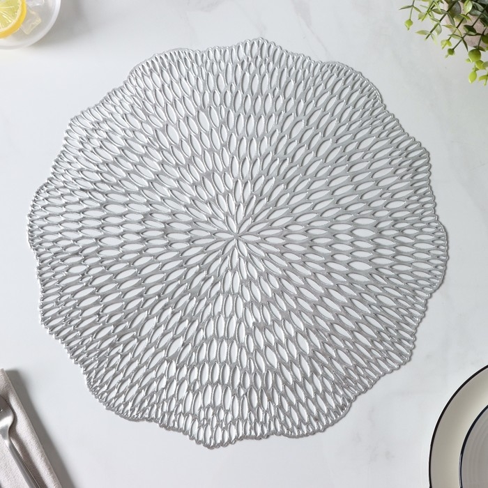 Салфетки сервировочные на стол Доляна &laquo;Мэри&raquo;, d=36 см, 4 шт, цвет серебряный