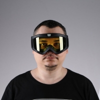 Очки-маска для езды на мототехнике, разборные, визор желтый, цвет черный Очки-маска для езды на мототехнике, разборные, визор желтый, цвет черный