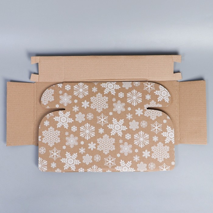 Коробка новогодняя складная &laquo;Снежинки&raquo;, бурый, 27 х 21 х 9 см, Новый год