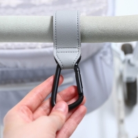 Карабин для сумок на коляску, на липучке, экокожа, цвет серый Карабин для сумок на коляску, на липучке, экокожа, цвет серый