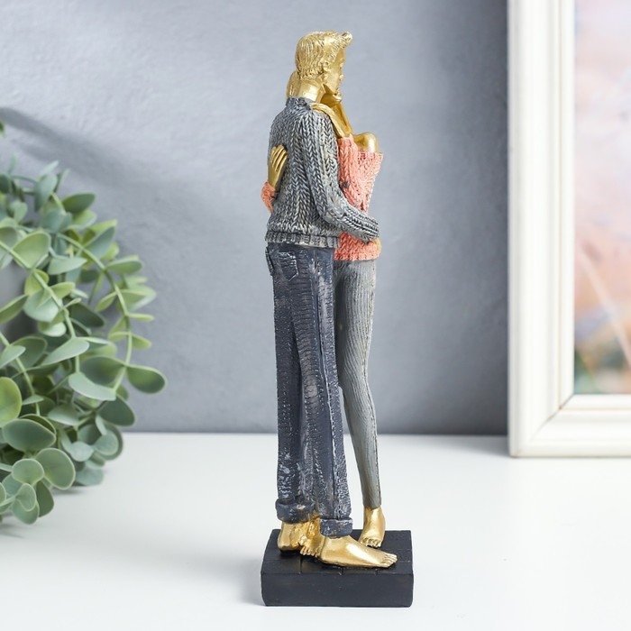 Сувенир полистоун Сувенир полистоун "Влюблённая парочка - нежность, в свитерах" 6х5,7х21,5 см