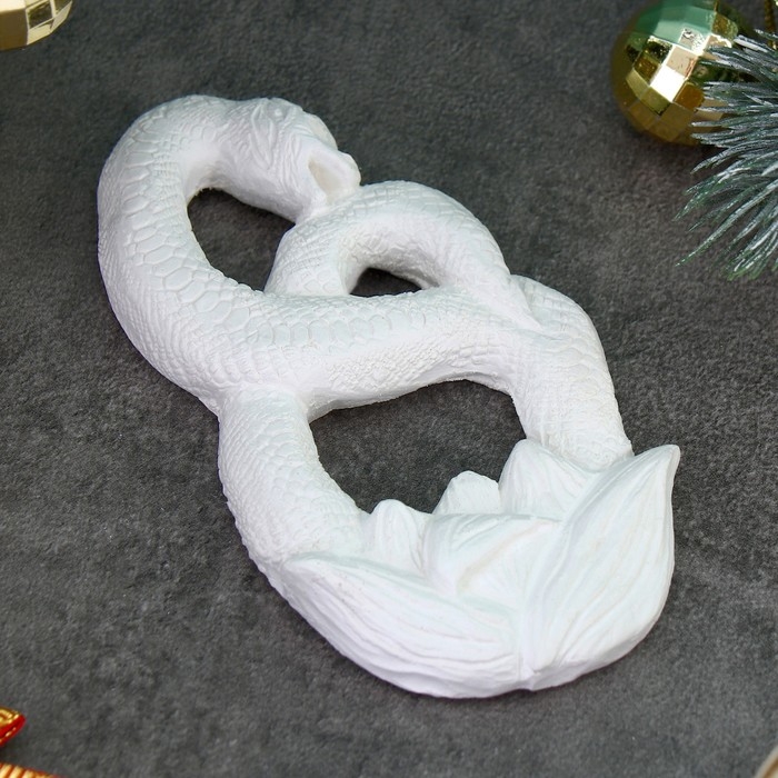 Новый год. Символ 2025. Панно с подвесом Новый год. Символ 2025. Панно с подвесом "Змея в цветке" под раскраску, 11,5х6,5х1см