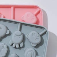 Форма для леденцов &laquo;Зверята&raquo;, силикон, 14&times;14&times;1,4 см, 8 ячеек, с палочками, цвет МИКС