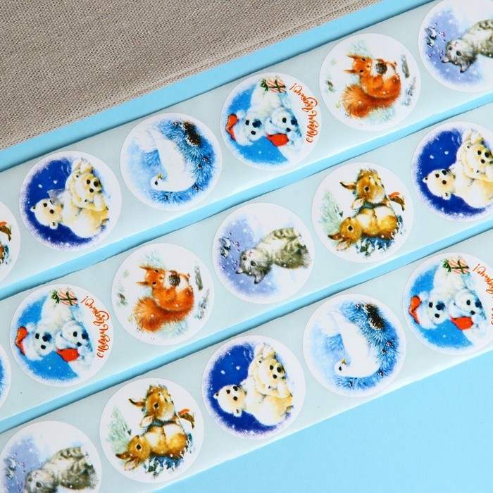 Новый год. Наклейки в рулоне "Друзья", 500 шт, 3,8 х 3,8 см