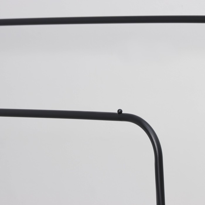 Вешалка двойная напольная металлическая для одежды, с полкой, 110&times;62&times;150 см, цвет чёрный