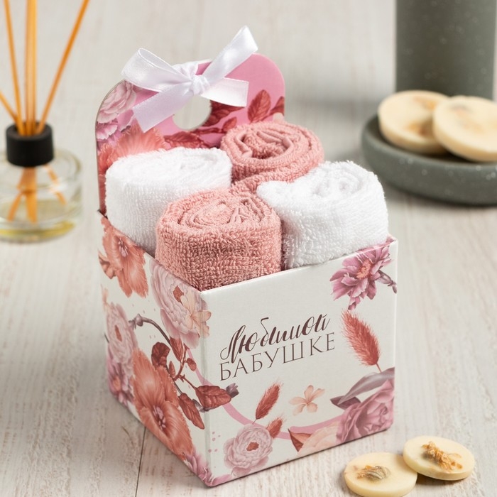 Набор махровых полотенец Этель «Бабушке» 30х30 см-4шт, 100% хлопок 340 гр/м2 Набор махровых полотенец Этель «Бабушке» 30х30 см-4шт, 100% хлопок 340 гр/м2