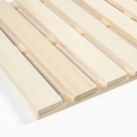 Решетка для пола из липы, 100х50х3 см Решетка для пола из липы, 100х50х3 см