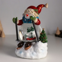 Сувенир полистоун водяной шар музыка, свет "Снеговичок на лыжах" d=10 см 15х13,5х21 см Сувенир полистоун водяной шар музыка, свет "Снеговичок на лыжах" d=10 см 15х13,5х21 см