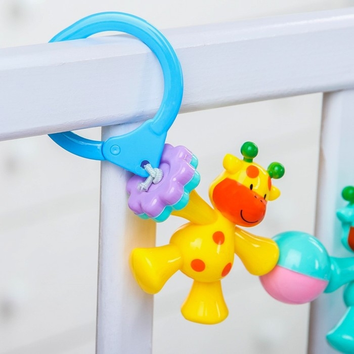 Растяжка на коляску/кроватку «Жирафики», 3 игрушки с погремушками, цвет МИКС, Крошка Я Растяжка на коляску/кроватку «Жирафики», 3 игрушки с погремушками, цвет МИКС, Крошка Я