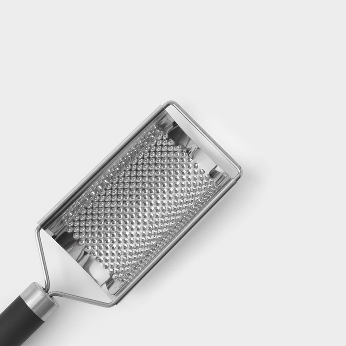 Тёрка для сыра мелкая Доляна Venus, 23,5&times;5,8 см, с ручкой, цвет чёрный